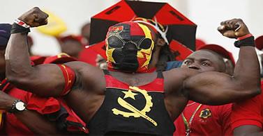 fanatismo angolano